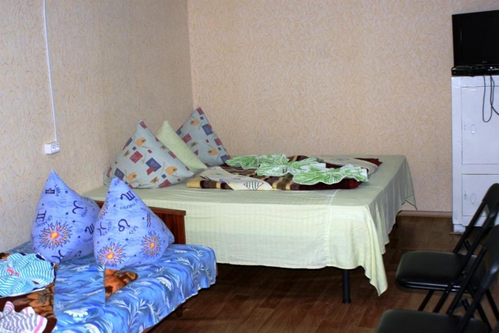 Neptun-2 Hotel Kobleve Kültér fotó